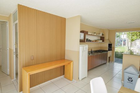 Apartamento para alugar com 42m², 2 quartos e 1 vaga Apartamento para alugar com 42m², 2 quartos e 1 vagaÁrea comum - Salão de festas