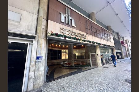 Apartamento para alugar com 29m², 1 quarto e sem vaga