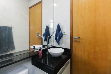 Apartamento à venda com 89m², 2 quartos e 1 vagaBanheiro 