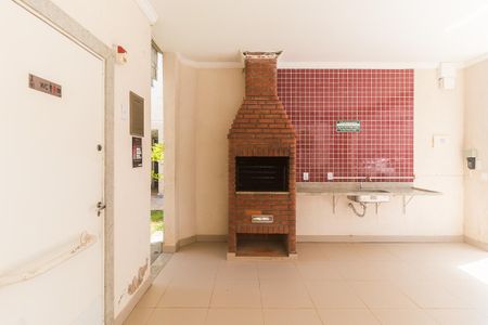 Apartamento para alugar com 50m², 2 quartos e 1 vagaÁrea comum - Churrasqueira