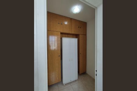 Apartamento para alugar com 70m², 2 quartos e 1 vaga Apartamento para alugar com 70m², 2 quartos e 1 vagaQuarto de Serviço