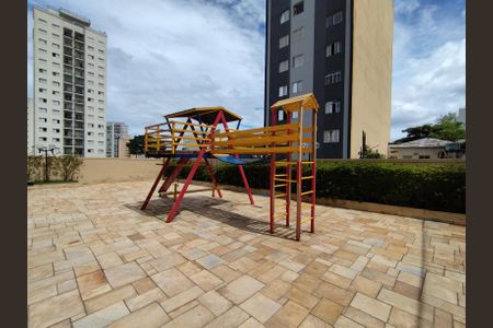 Apartamento para alugar com 70m², 2 quartos e 1 vaga Apartamento para alugar com 70m², 2 quartos e 1 vagaÁrea comum - Playground