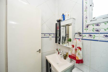 Casa à venda com 250m², 3 quartos e 1 vagaBanheiro 2