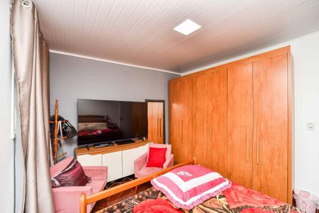 Quarto 1 de casa à venda com 3 quartos, 250m² em Rubem Berta, Porto Alegre