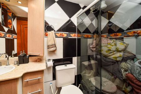 Casa à venda com 250m², 3 quartos e 1 vagaBanheiro 1