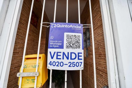 Casa à venda com 250m², 3 quartos e 1 vagaPlaquinha