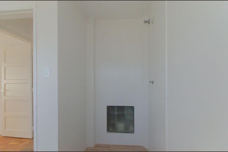 Apartamento à venda com 76m², 2 quartos e sem vagaBanheiro