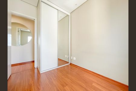 Quarto 2 de apartamento para alugar com 2 quartos, 48m² em Novo Osasco, Osasco