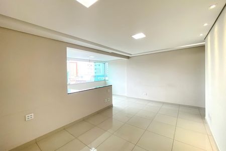 Apartamento para alugar com 83m², 3 quartos e 2 vagas Apartamento para alugar com 83m², 3 quartos e 2 vagasSala