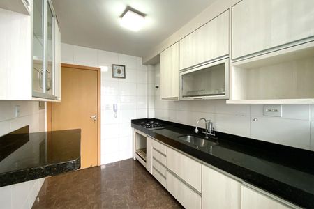 Apartamento para alugar com 83m², 3 quartos e 2 vagas Apartamento para alugar com 83m², 3 quartos e 2 vagasCozinha