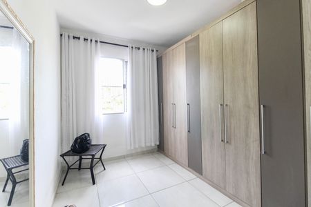 Apartamento à venda com 57m², 2 quartos e 1 vagaQuarto 2