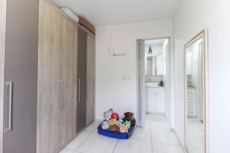 Apartamento à venda com 57m², 2 quartos e 1 vagaQuarto 2