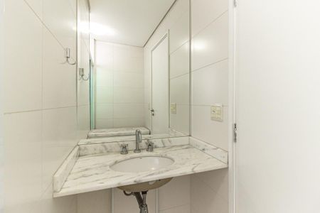 Apartamento para alugar com 78m², 3 quartos e 2 vagas Apartamento para alugar com 78m², 3 quartos e 2 vagasBanheiro da Suíte 1