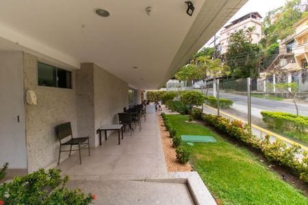 Apartamento para alugar com 82m², 2 quartos e 1 vagaÁrea comum