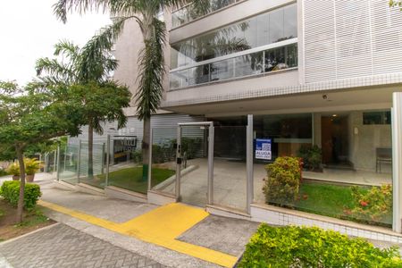 Apartamento para alugar com 82m², 2 quartos e 1 vagaPlaquinha 