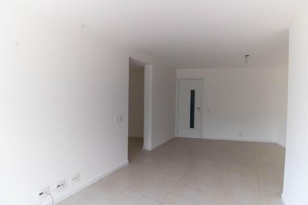 Sala de apartamento para alugar com 2 quartos, 82m² em Santa Rosa, Niterói