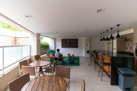 Apartamento para alugar com 82m², 2 quartos e 1 vagaÁrea comum