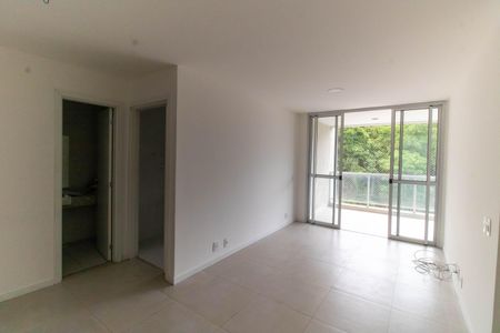Sala de apartamento para alugar com 2 quartos, 82m² em Santa Rosa, Niterói