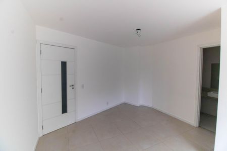 Apartamento para alugar com 82m², 2 quartos e 1 vagaSala