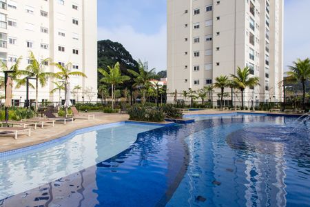 Apartamento para alugar com 70m², 2 quartos e 1 vagaÁrea comum - Piscina