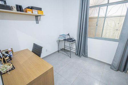 Casa à venda com 220m², 5 quartos e 3 vagas Casa à venda com 220m², 5 quartos e 3 vagasquarto 3