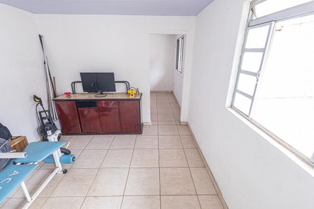 Casa à venda com 220m², 5 quartos e 3 vagas Casa à venda com 220m², 5 quartos e 3 vagasquarto 4