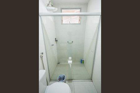 Casa à venda com 220m², 5 quartos e 3 vagas Casa à venda com 220m², 5 quartos e 3 vagassuite