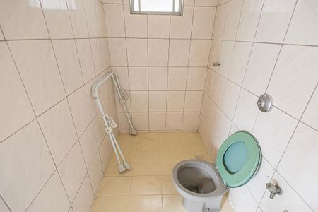 Casa à venda com 220m², 5 quartos e 3 vagas Casa à venda com 220m², 5 quartos e 3 vagasbanheiro