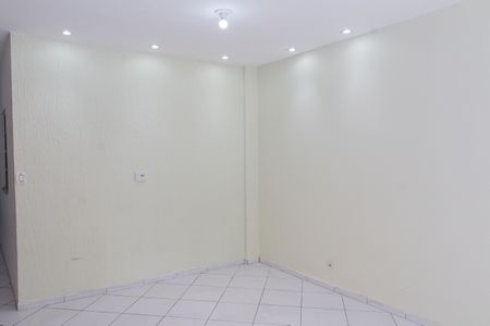 Casa para alugar com 30m², 1 quarto e sem vagaSala