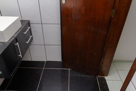 Casa para alugar com 30m², 1 quarto e sem vagaBanheiro