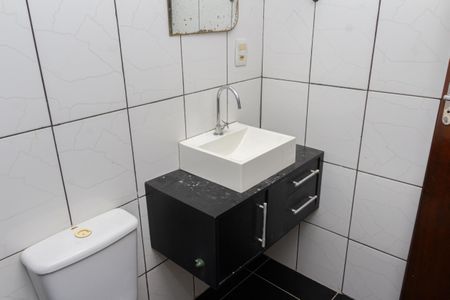 Casa para alugar com 30m², 1 quarto e sem vagaBanheiro