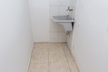 Casa para alugar com 30m², 1 quarto e sem vagaÁrea de Serviço