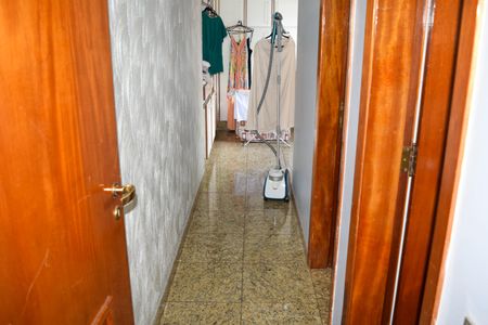Apartamento para alugar com 289m², 5 quartos e 3 vagasCorredor