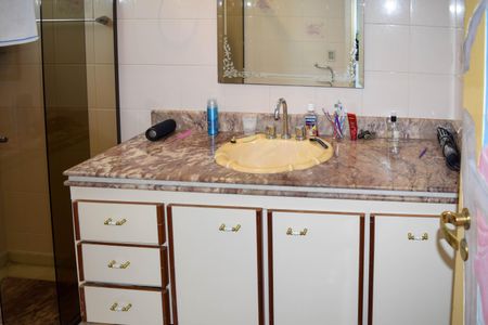Apartamento para alugar com 289m², 5 quartos e 3 vagasBanheiro Suíte 2