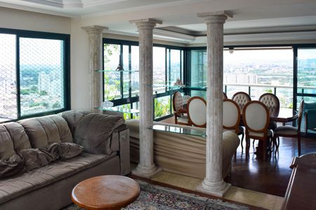 Apartamento para alugar com 289m², 5 quartos e 3 vagasSala