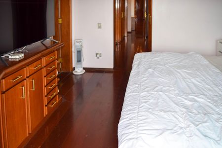 Apartamento para alugar com 289m², 5 quartos e 3 vagasSuíte 1