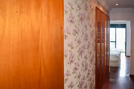 Apartamento para alugar com 289m², 5 quartos e 3 vagasCorredor