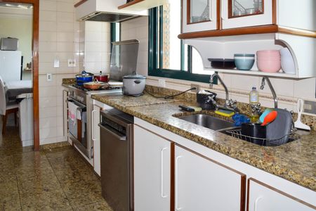 Apartamento para alugar com 289m², 5 quartos e 3 vagasCozinha