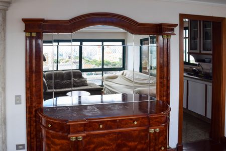 Apartamento para alugar com 289m², 5 quartos e 3 vagasSala