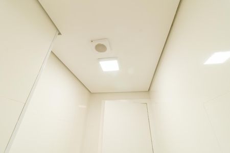 Apartamento à venda com 42m², 2 quartos e sem vaga Apartamento à venda com 42m², 2 quartos e sem vagaBanheiro