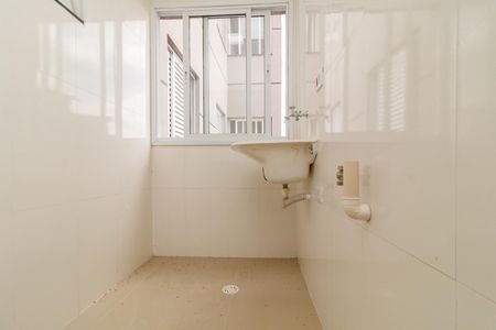 Apartamento à venda com 42m², 2 quartos e sem vaga Apartamento à venda com 42m², 2 quartos e sem vagaÁrea de Serviço