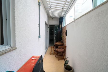 Apartamento à venda com 95m², 2 quartos e 2 vagasQuintal