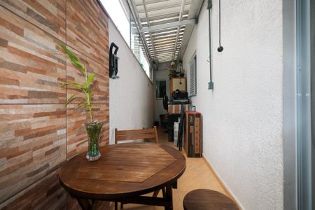 Apartamento à venda com 95m², 2 quartos e 2 vagasQuintal