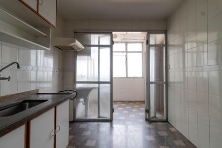 Apartamento à venda com 126m², 3 quartos e 1 vaga Apartamento à venda com 126m², 3 quartos e 1 vagaCozinha
