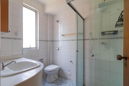 Apartamento à venda com 126m², 3 quartos e 1 vaga Apartamento à venda com 126m², 3 quartos e 1 vagaBanheiro da Suíte
