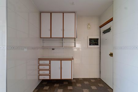Apartamento à venda com 126m², 3 quartos e 1 vaga Apartamento à venda com 126m², 3 quartos e 1 vagaCozinha
