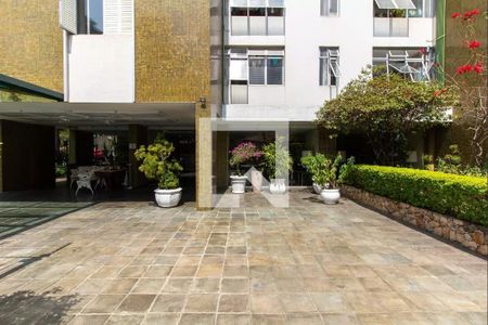 Apartamento à venda com 126m², 3 quartos e 1 vaga Apartamento à venda com 126m², 3 quartos e 1 vagaÁrea comum