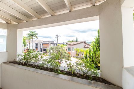 Casa de condomínio para alugar com 650m², 6 quartos e 6 vagasVaranda