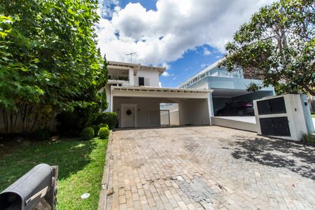 Casa de condomínio para alugar com 650m², 6 quartos e 6 vagasGaragem