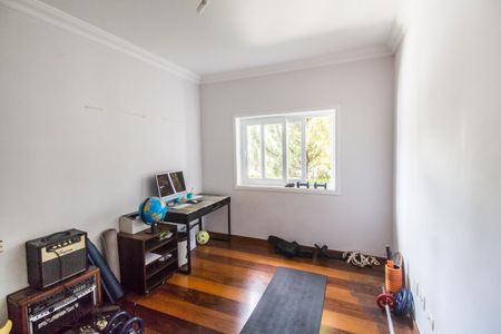 Casa de condomínio para alugar com 650m², 6 quartos e 6 vagasEscritório